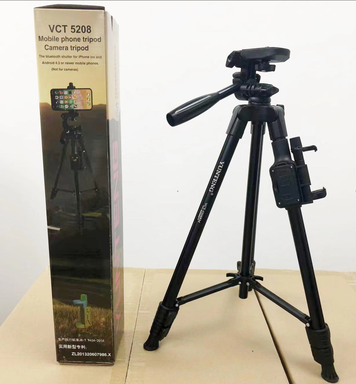 Yunteng VCT-5208 Professional Mobile & Camera Tripod Stand (Wireless Bluetooth Remote, Heavy-Duty Phone Holder, 3-Way Pan Head)
